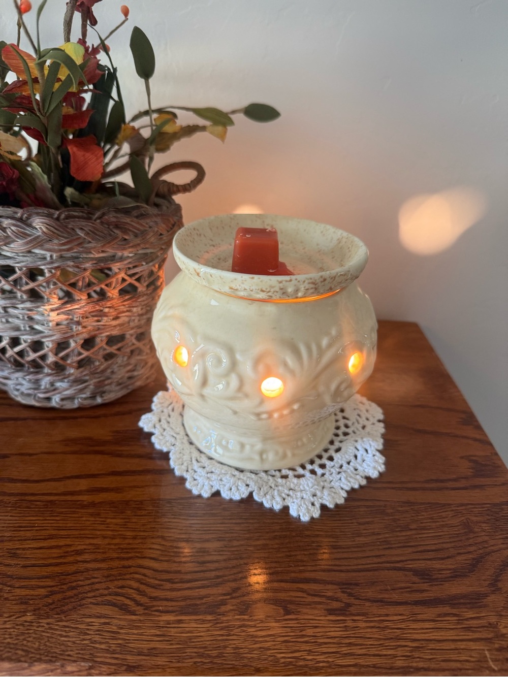 Cream Wax Melt Warmer | Neutral Home Décor